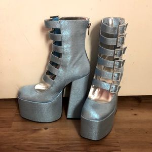 Sugar thrillz by dollskill platforms